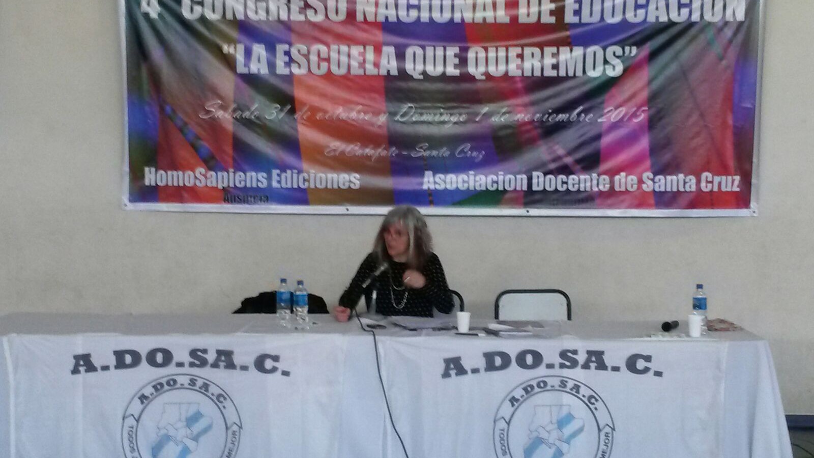“La Escuela que Queremos" ADOSAC congregó a 500 educadores de toda Santa Cruz