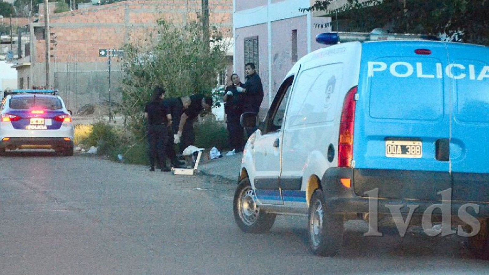 Trompadas, tiros, corridas en el mismo centro de Caleta