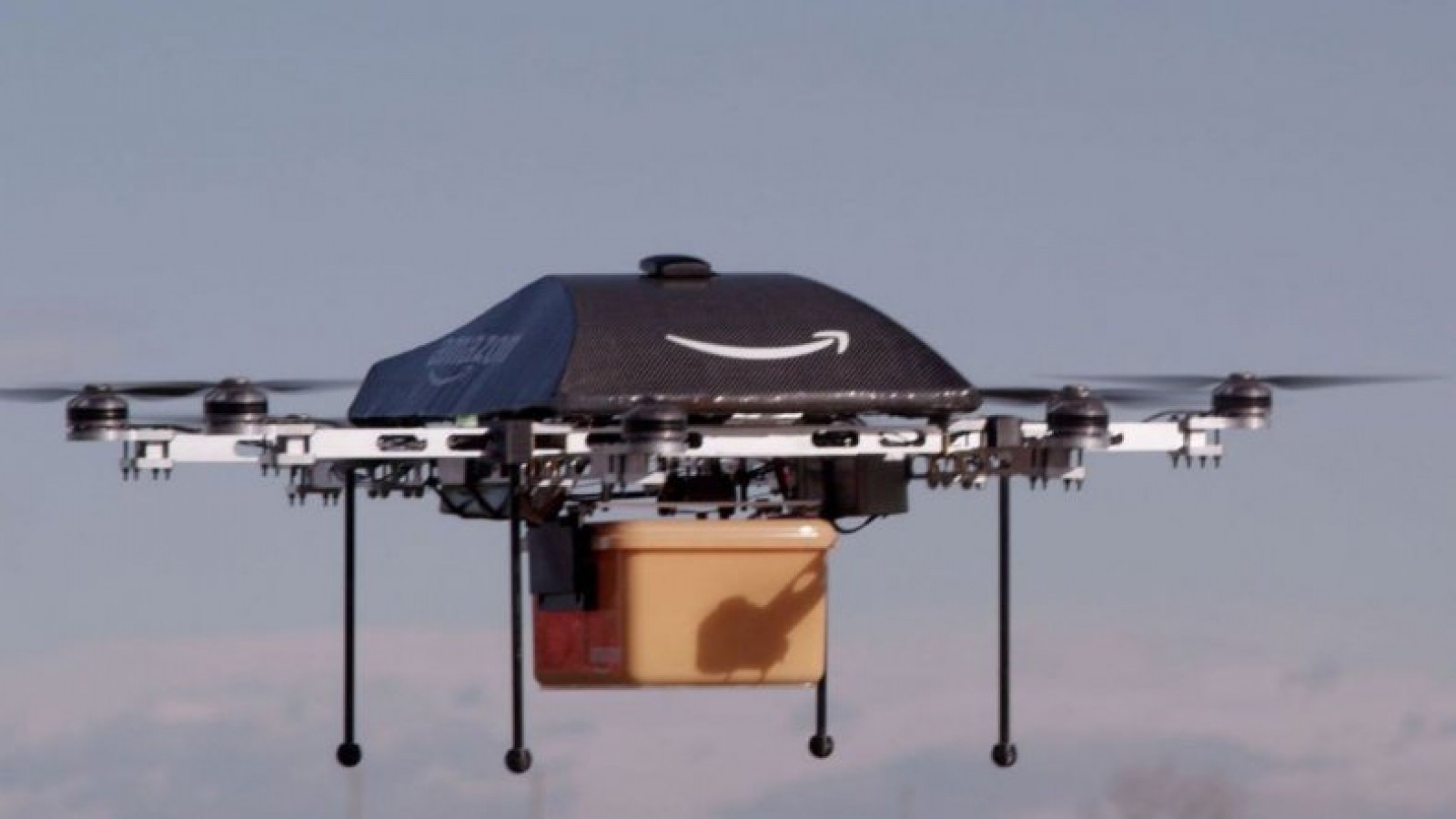 Aprobaron los drones comerciales de Apple, Intel y Uber, pero Amazon quedó fuera