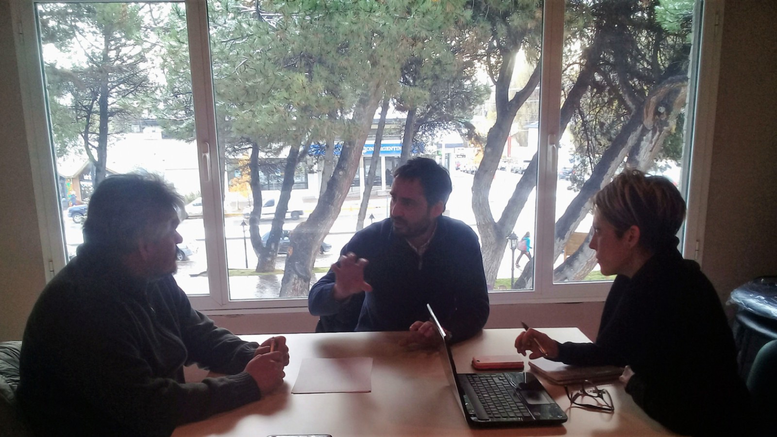 Turismo: reunión de trabajo en El Calafate