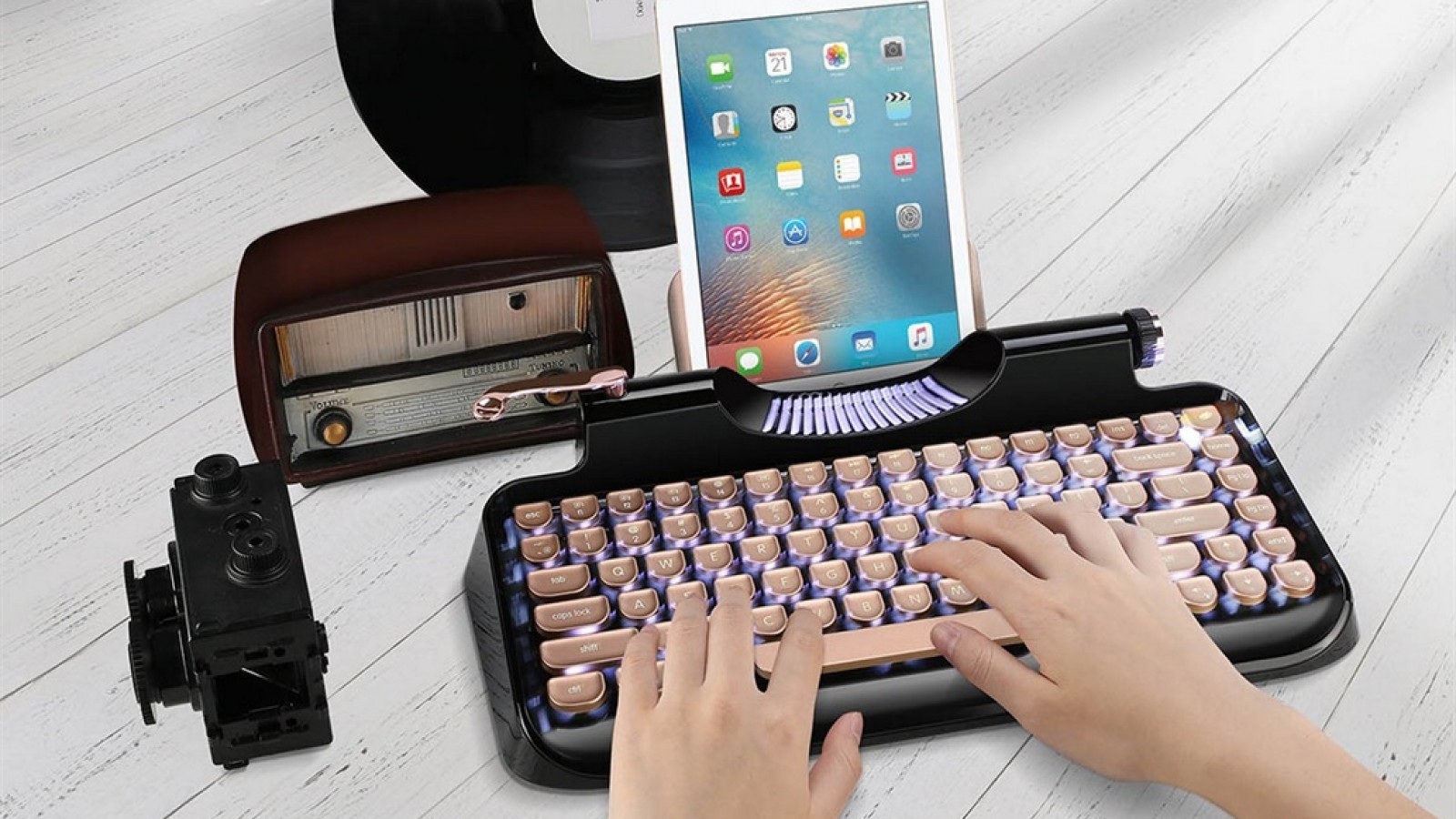 Como si fuera una máquina de escribir: así es Rymek, el teclado retro Bluetooth