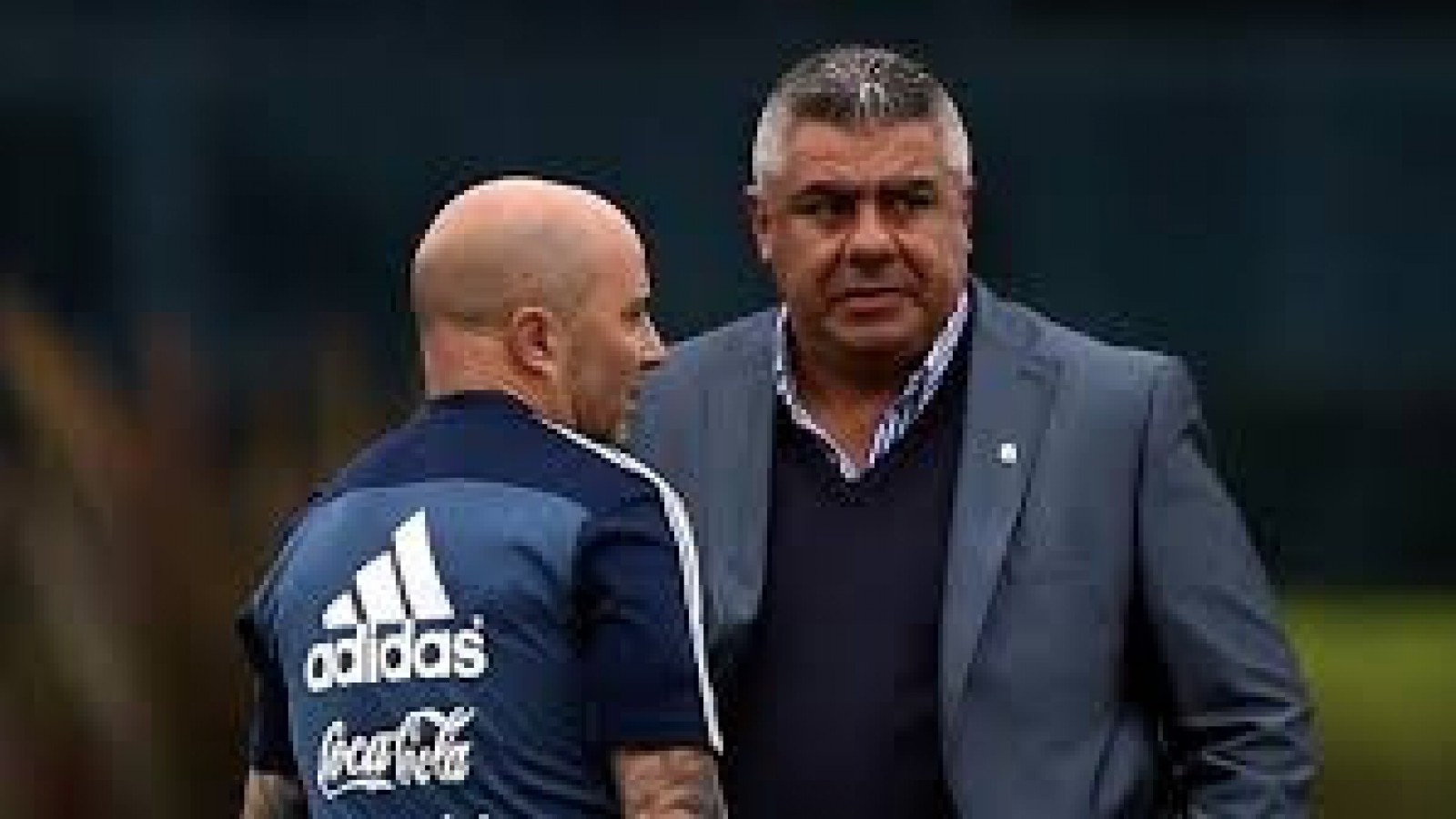 La cumbre entre "Chiqui" Tapia y Jorge Sampaoli será en 10 días