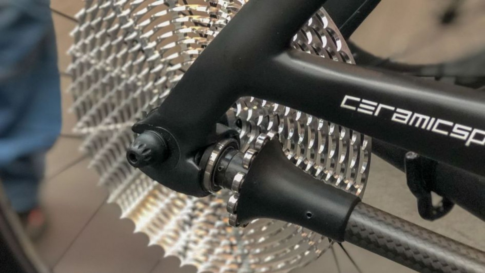 Crean una bicicleta sin cadena que promete revolucionar el ciclismo
