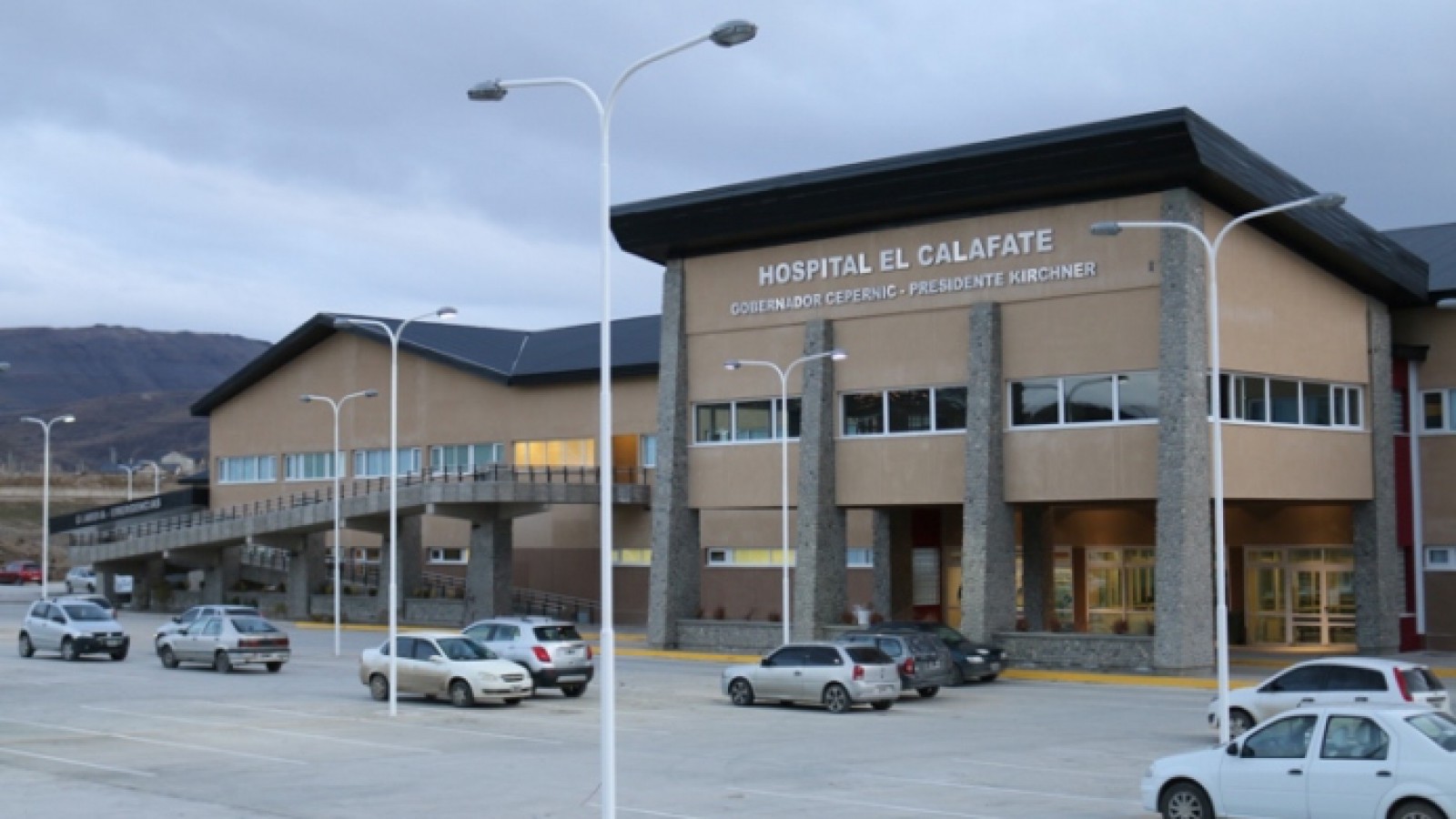 Con Covid y borracho rompió el aislamiento y terminó en el Hospital