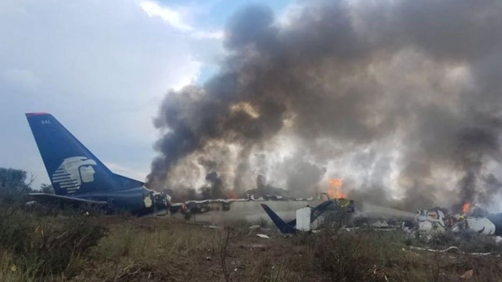 Mexico: cómo sobrevivieron las 103 personas del avión accidentado