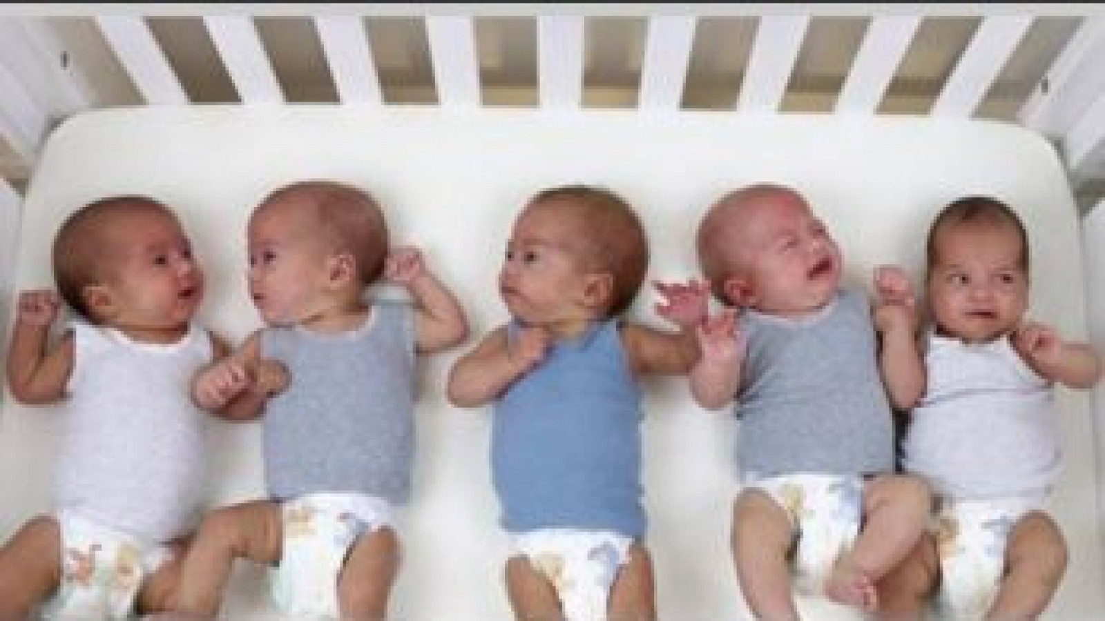 Tuvieron quintillizos pero se quedaron solo con el "más lindo"