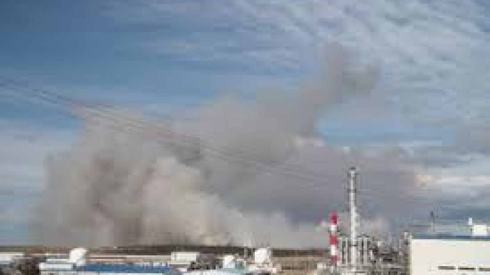 Punta Arenas: incendio forestal amenazó a planta de Methanex