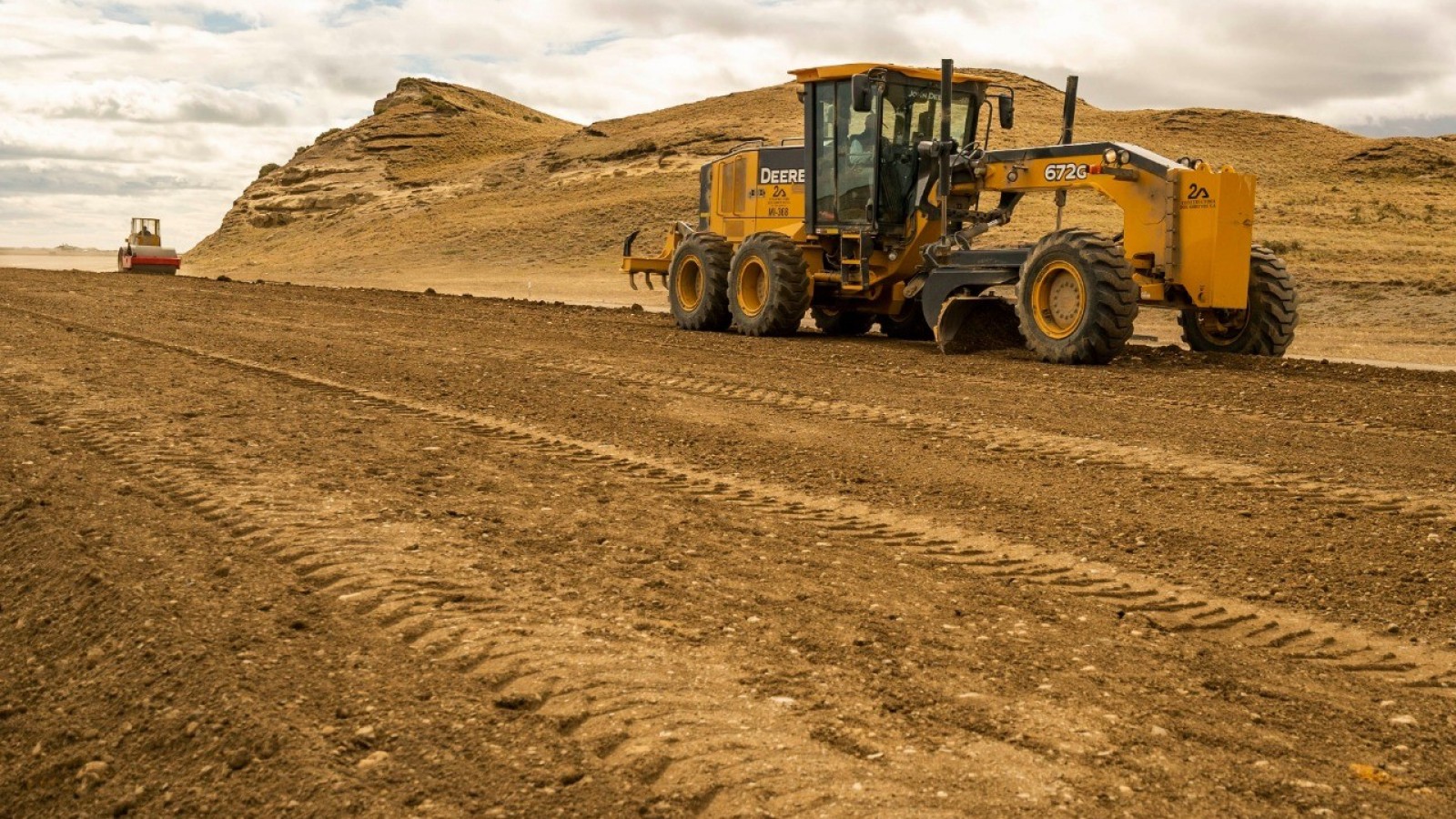 Comenzó la pavimentación de la ruta de acceso al paso San Sebastián