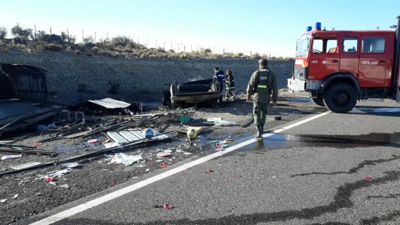 Accidente fatal en la Ruta 40: dos personas murieron calcinadas