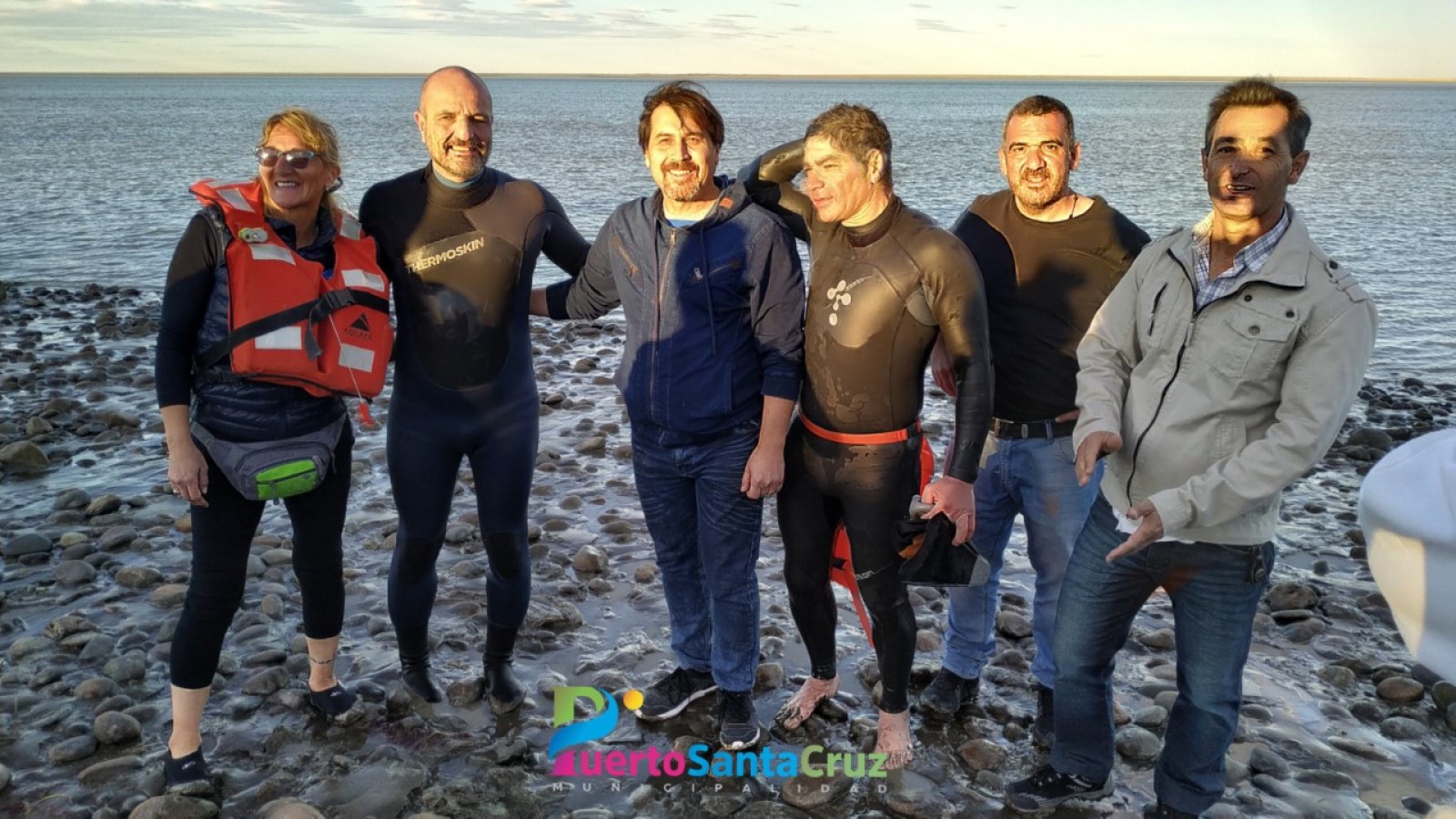 Unieron Piedra Buena y Puerto Santa Cruz a nado