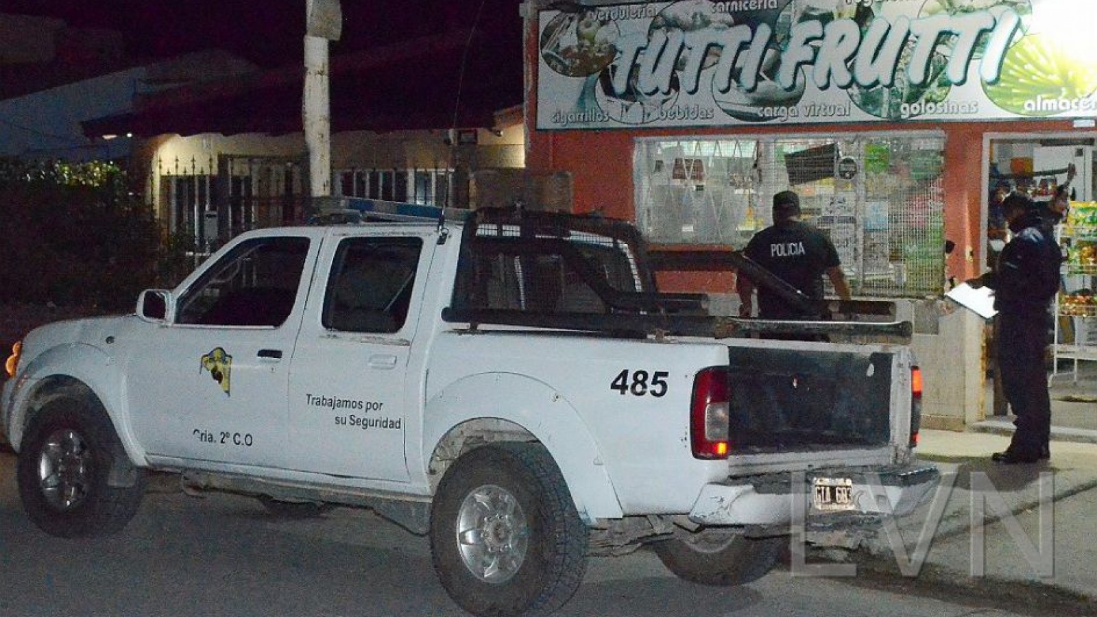 Un delincuente armado asaltó un almacén y se llevó 2.500 pesos y un celular