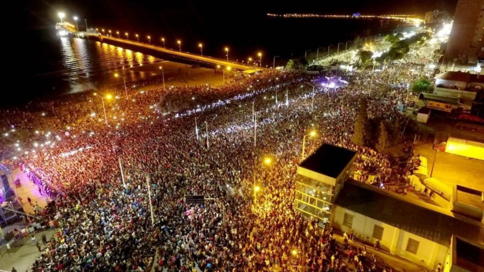 Más de 70 mil personas en el show gratuito de Damas Gratis en Madryn