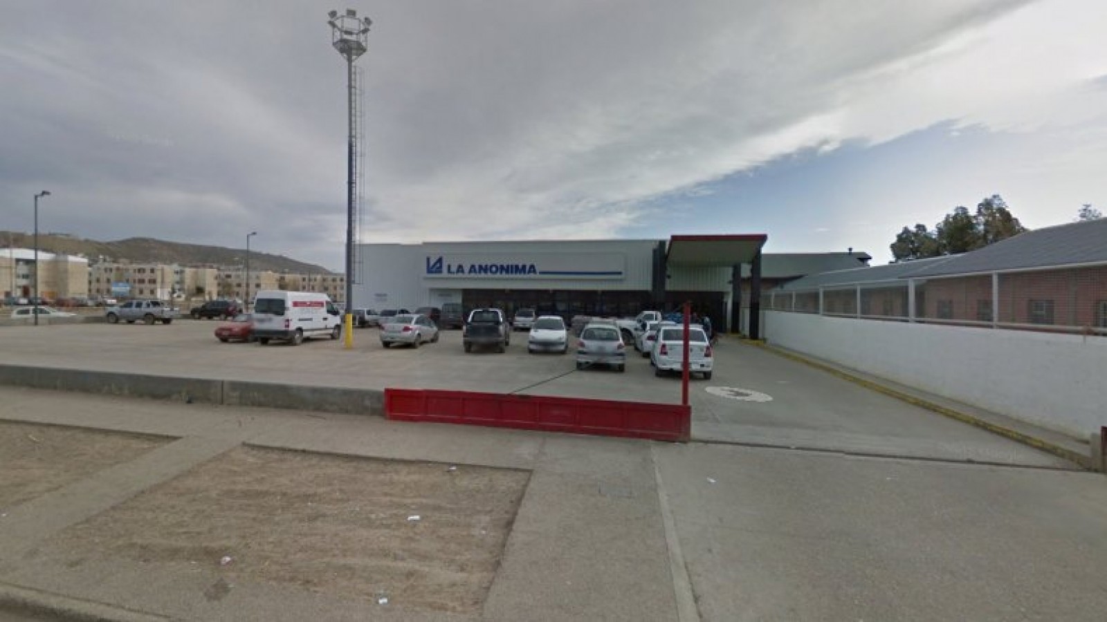 Comodoro: Golpearon a un policía que realizaba adicionales para quitarle el arma