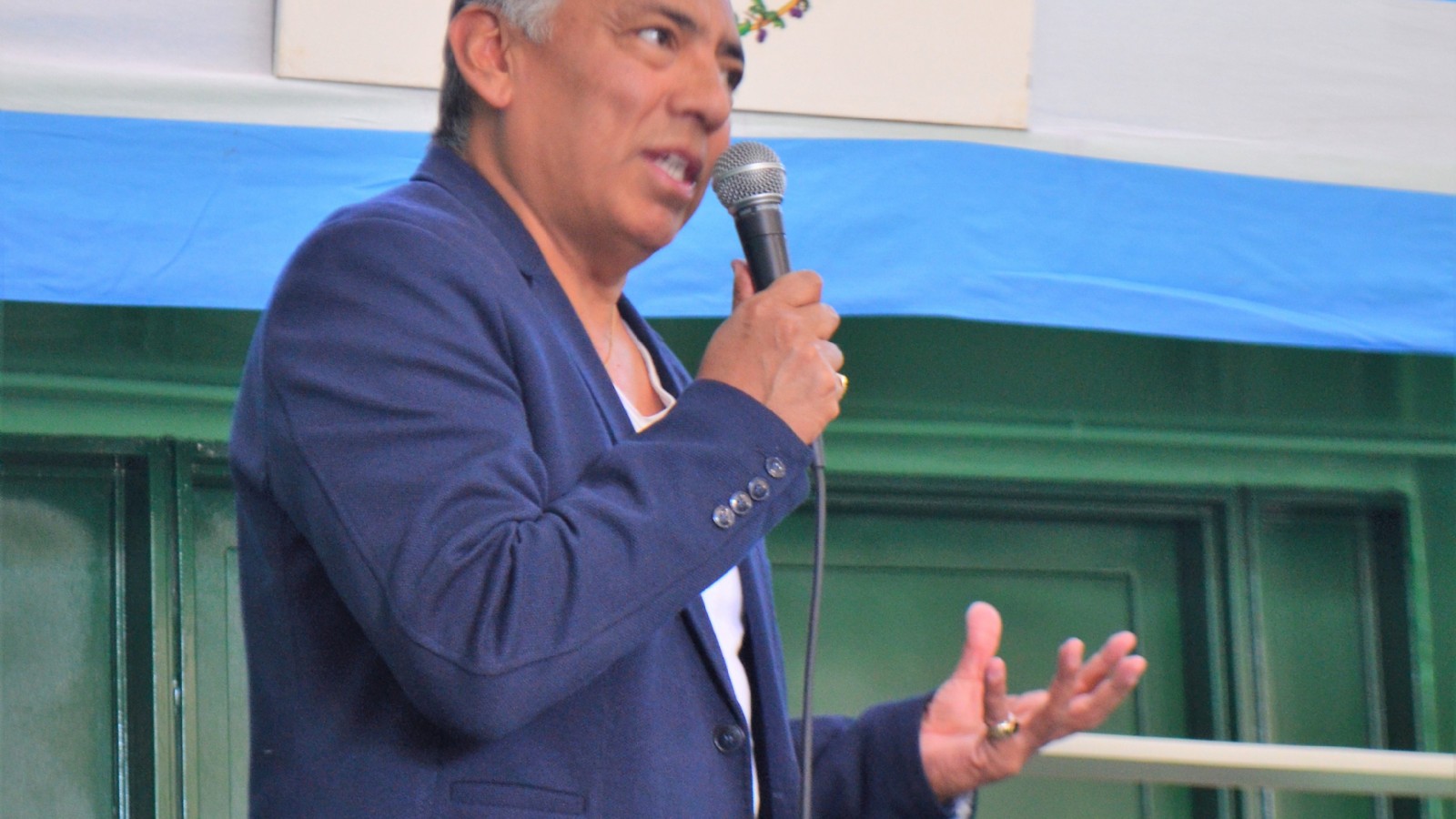 Con fondos propios Soloaga entrega equipamiento a Vialidad Provincial