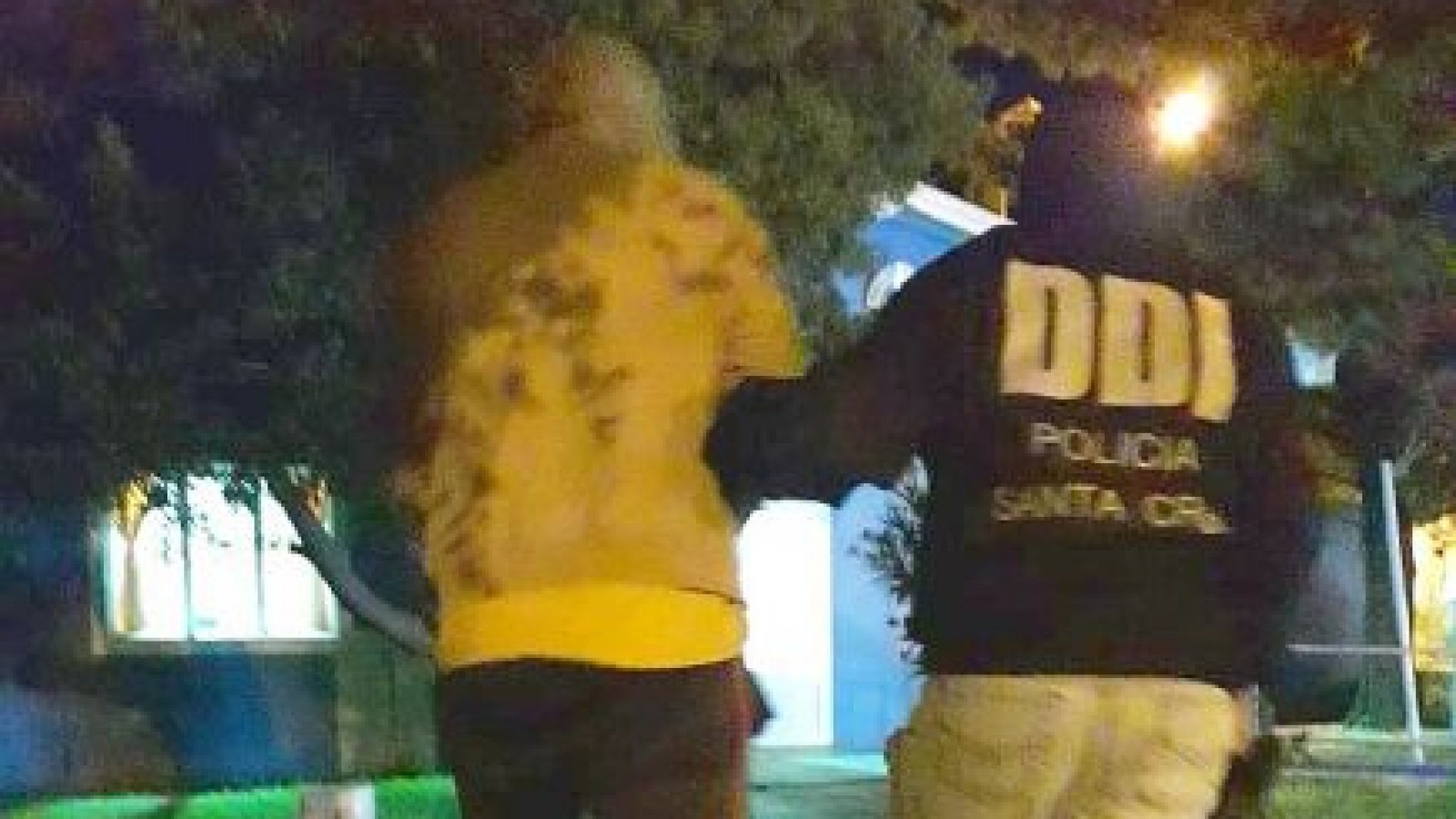 Una utilitaria robada en el un barrio de Caleta Olivia fue encontrada desmantelada