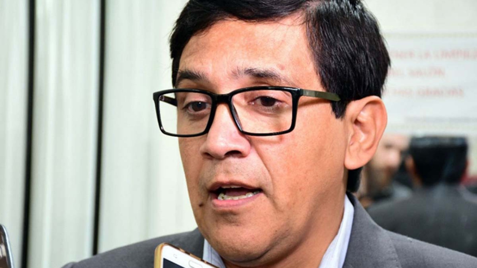 "Si PAE y Sinopec no cumplen sus acuerdos, el gobierno provincial se los tiene que exigir o rescindir"