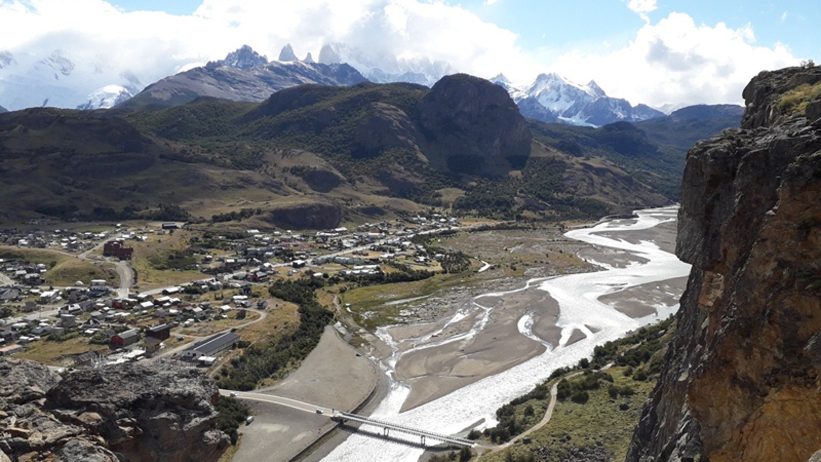El Chaltén: Vecinos esperan respuestas y compromiso de los ediles y del gobierno provincial por la situación de falta de tierras