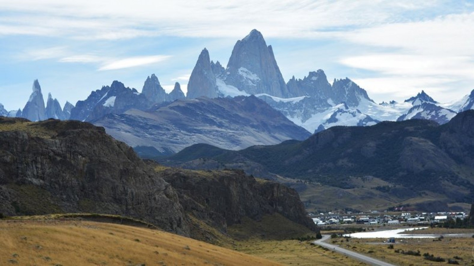Estudian riesgos de deslave en un cerro próximo a El Chaltén