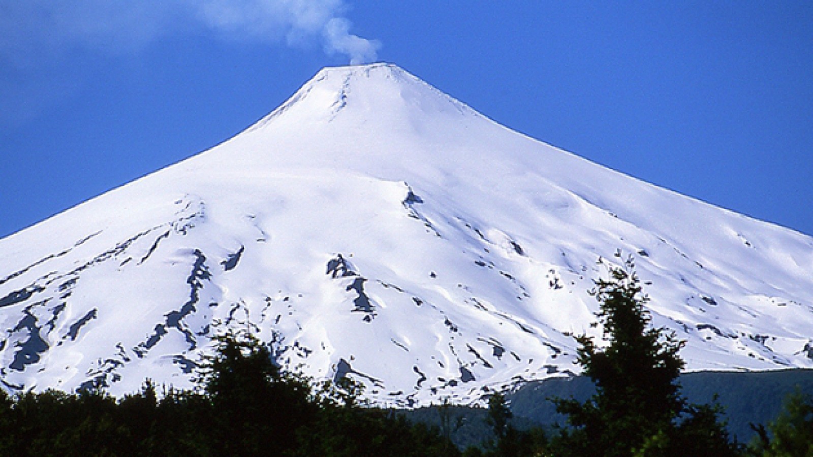 Alerta naranja en la Patagonia por volcán chileno