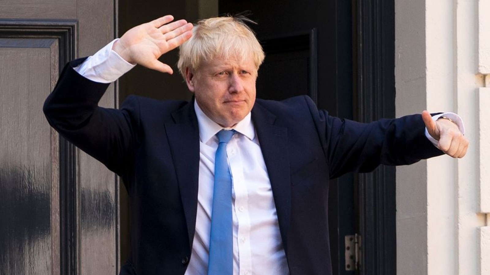 Brexit: Johnson promete liberarse de la UE como "el increíble Hulk"