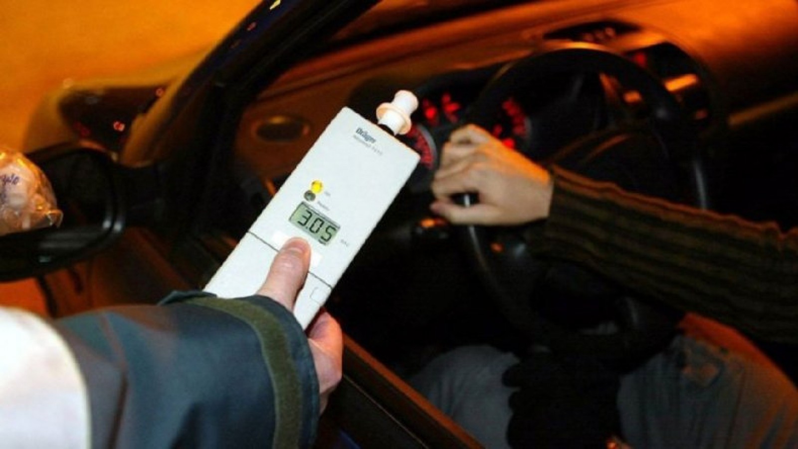 Ofreció "delivery de borrachos" y le sobran clientes