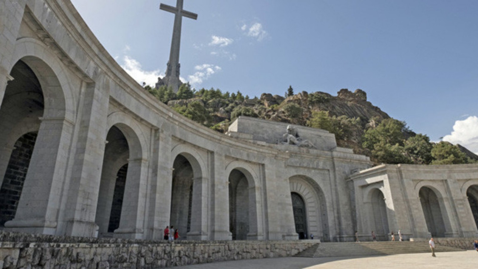 El Tribunal Supremo permitió trasladar los restos de Franco