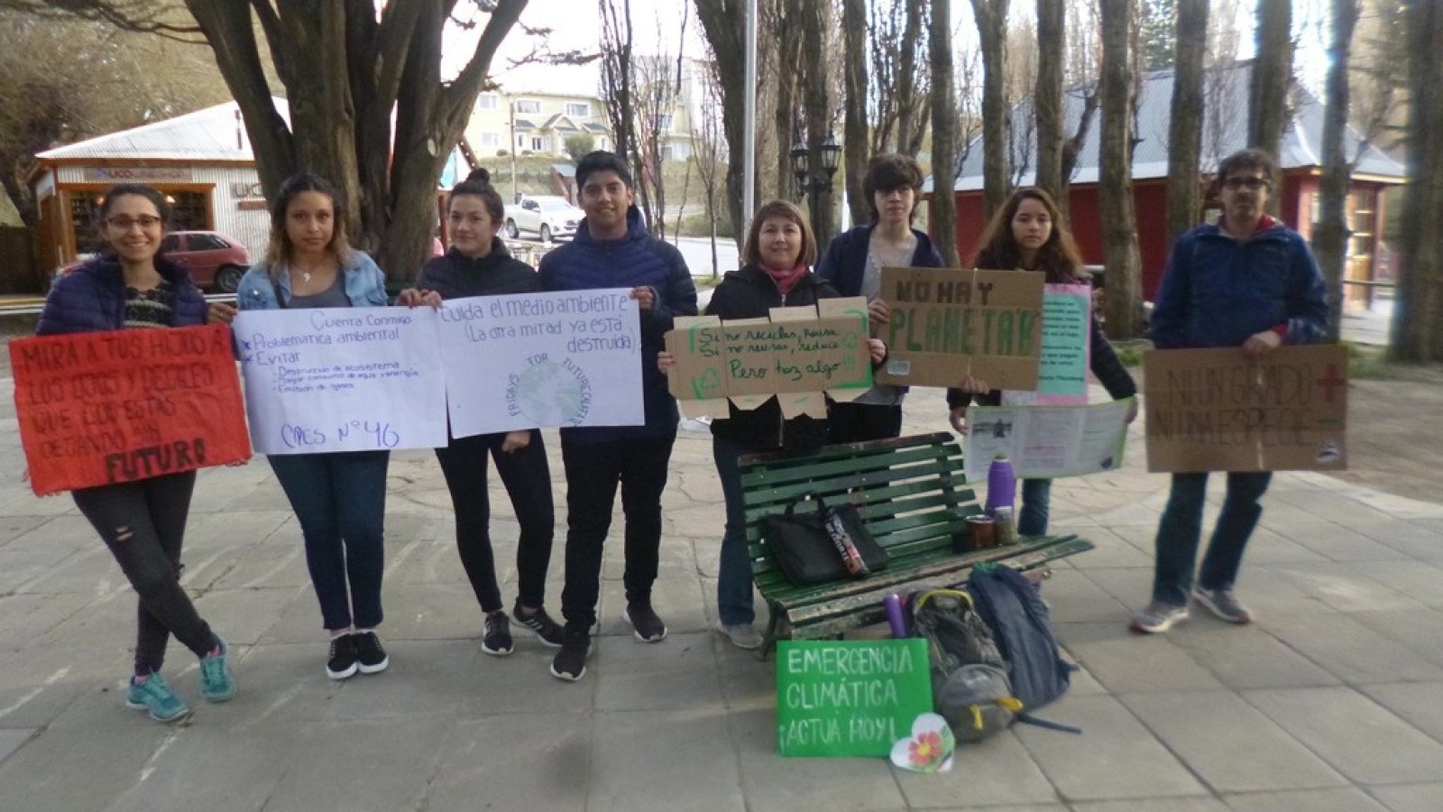En El Calafate se manifestó por la Huelga Mundial por el clima
