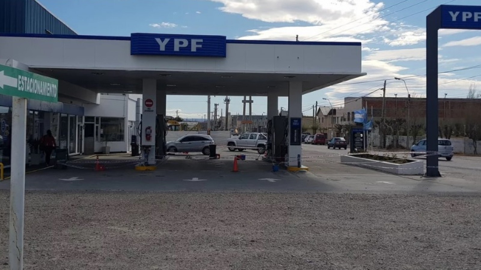 Se agotó la nafta en todas las estaciones de servicio de Comodoro Rivadavia