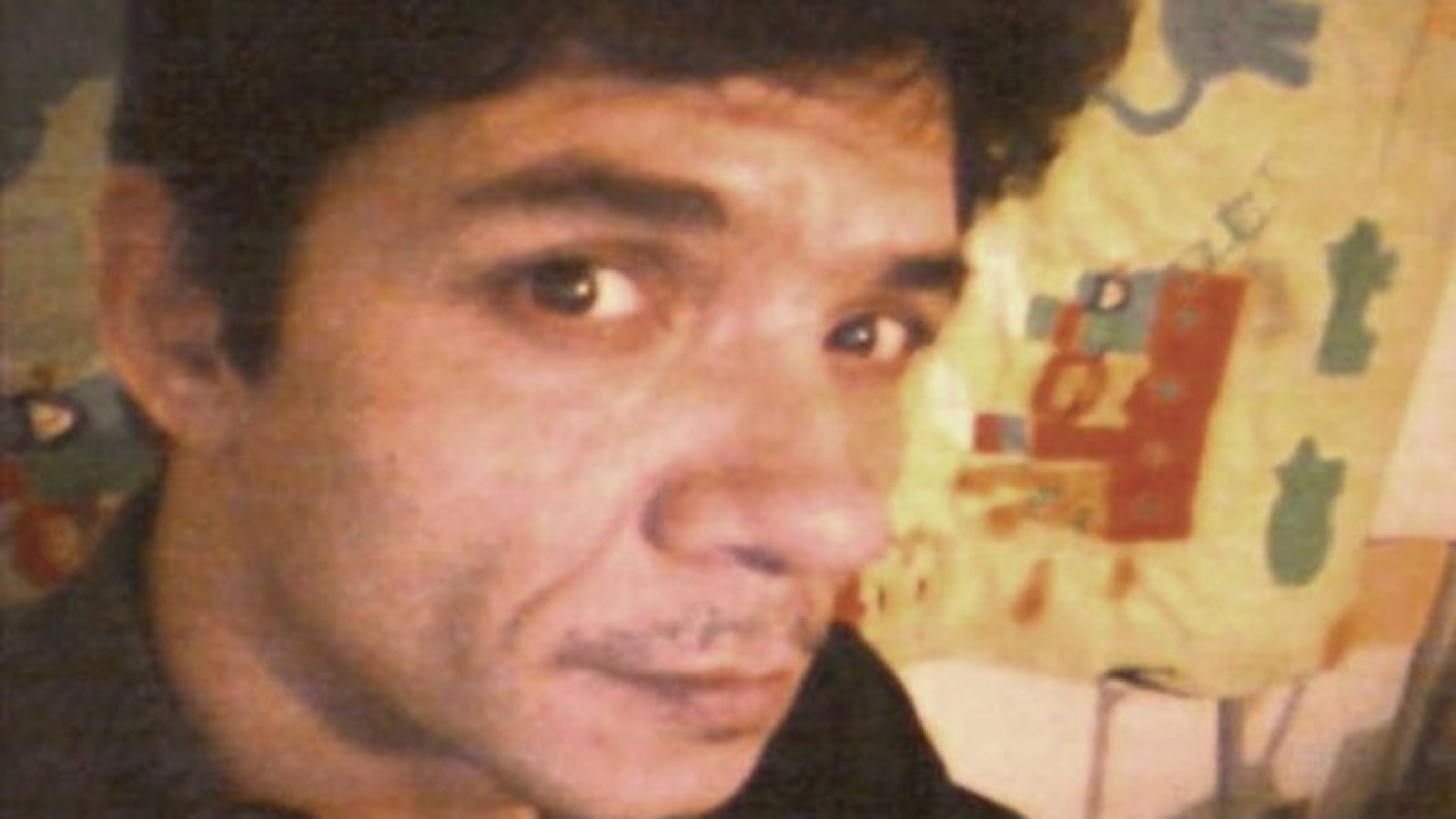 Un referente social de Chubut con captura internacional por pedofilia