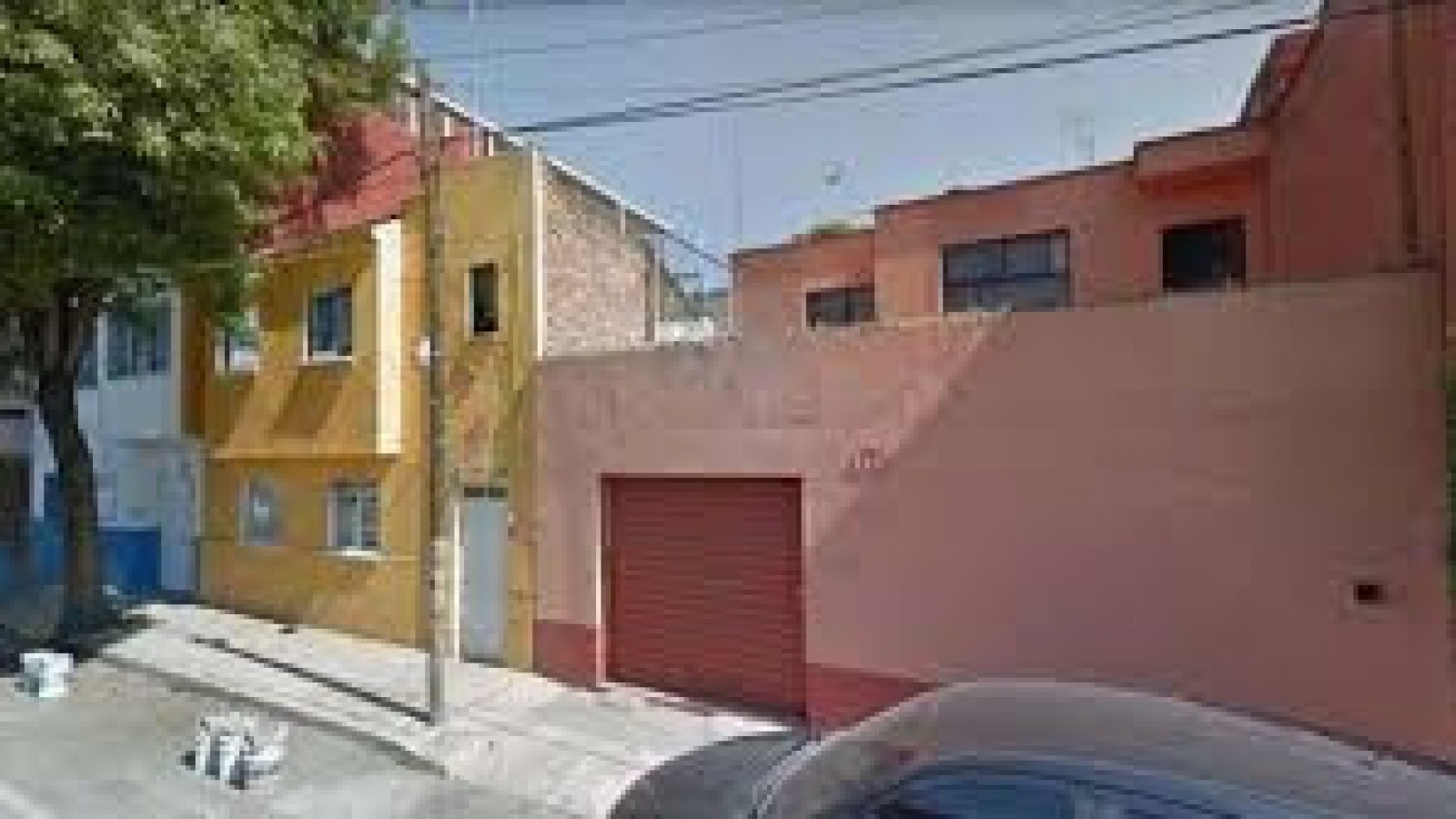 Apuñaló a sus seis hijos e intentó quemarlos porque la esposa lo dejó