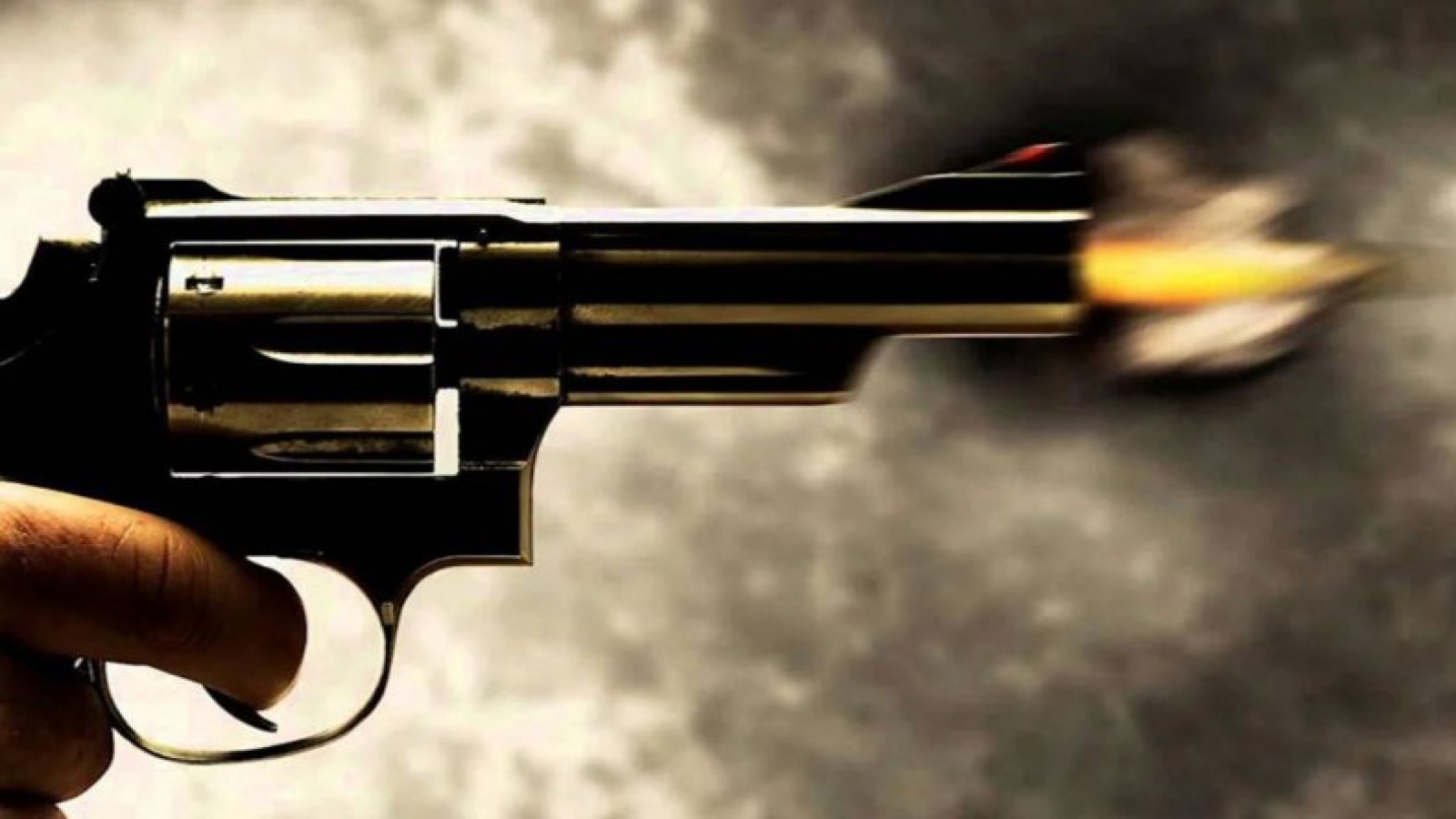 Baleó a su expareja y a su hija cuando llegaban al colegio