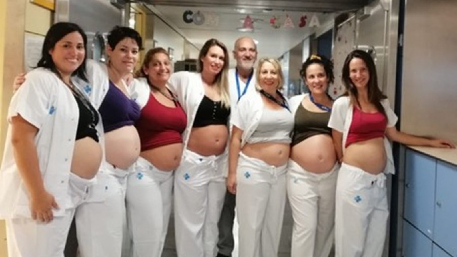 La foto viral de las siete enfermeras embarazadas al mismo tiempo