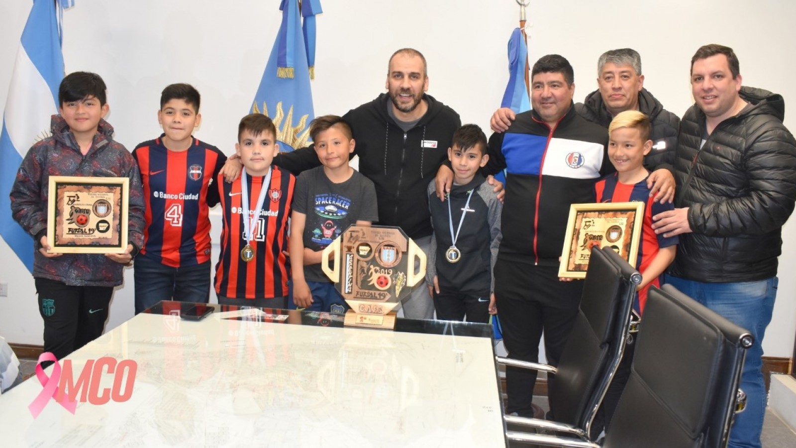 Caleta: jugadores del Club Ciclón agradecieron a Prades la ayuda que les permitió salir campeones