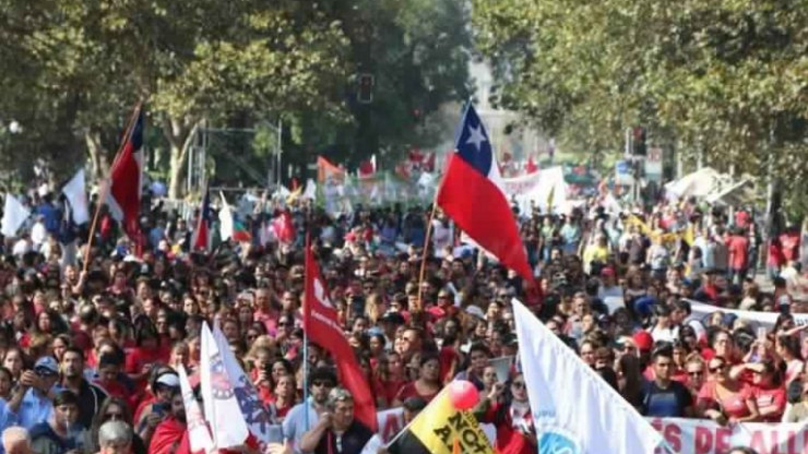 La Central Unitaria de Trabajadores de Chile llamó a un paro general para este miércoles