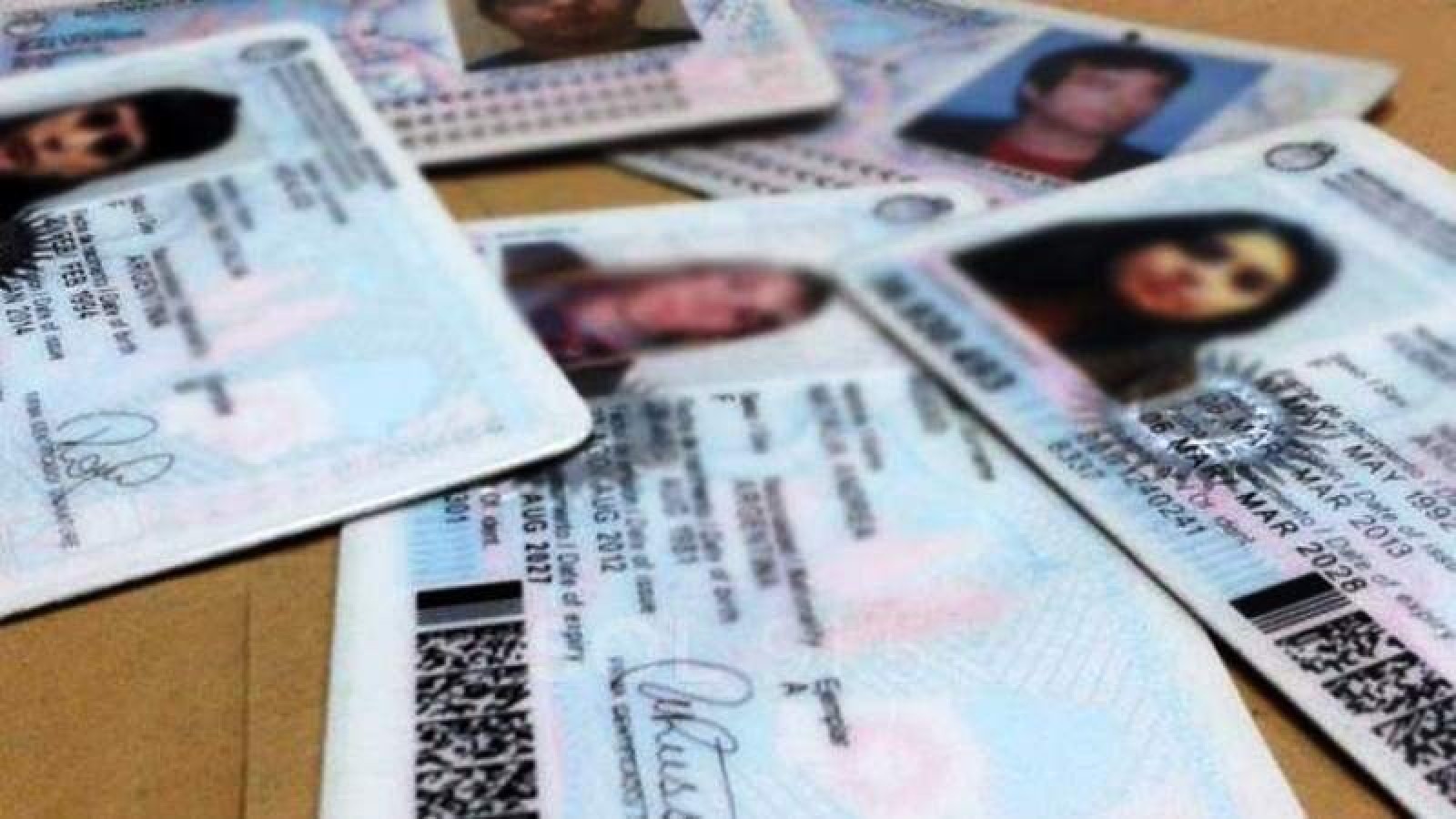 El Calafate: Unos 200 DNI esperan en el Registro Civil