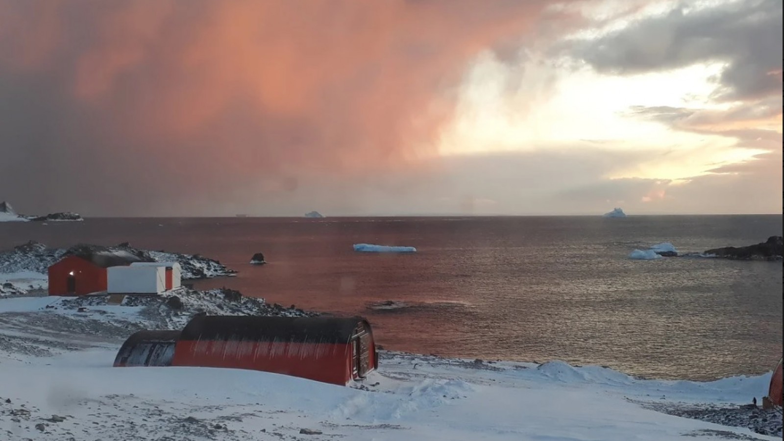 Cambio climático: confirman que la base argentina Esperanza alcanzó los 18 grados en la Antártida