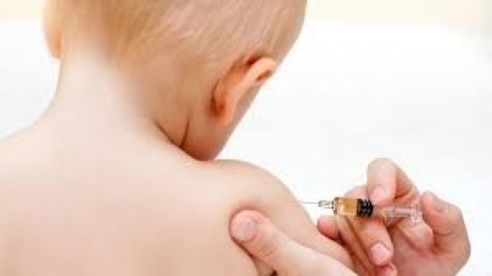 Aseguran que es "inminente" la autorización de más vacunas para uso pediátrico