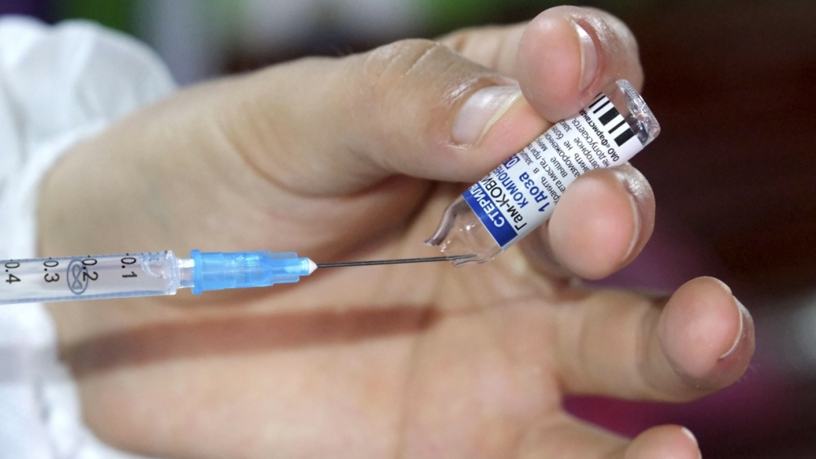 Un estudio demuestra que las vacunas Sinopharm y Sputnik V generan defensas a largo plazo