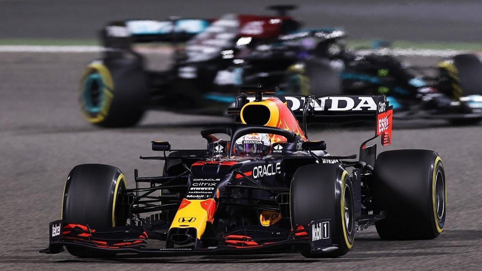 Max Verstappen obtuvo la pole y larga primero en el Gran Premio de Bélgica