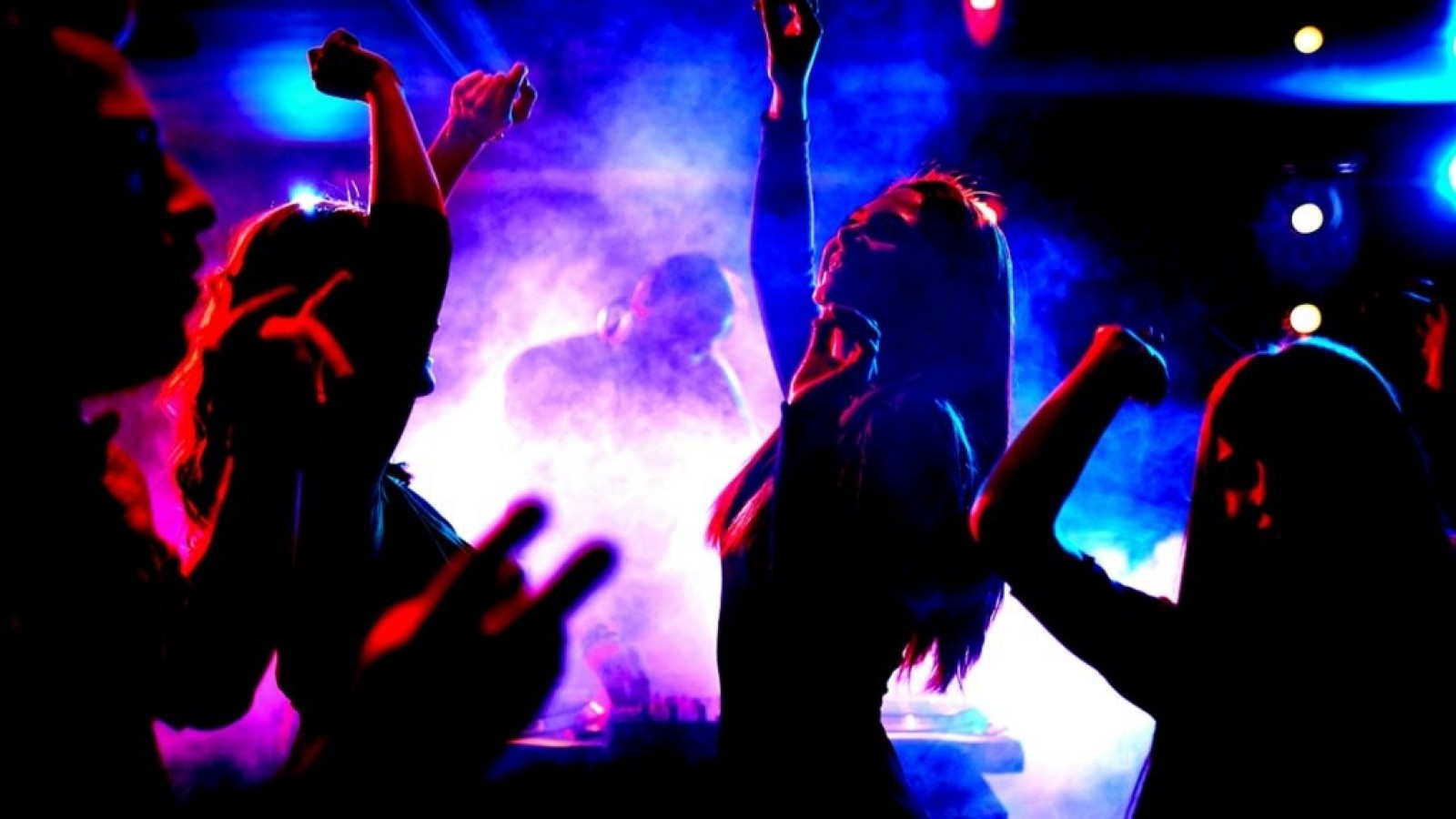 En Río Turbio piden reabrir los boliches