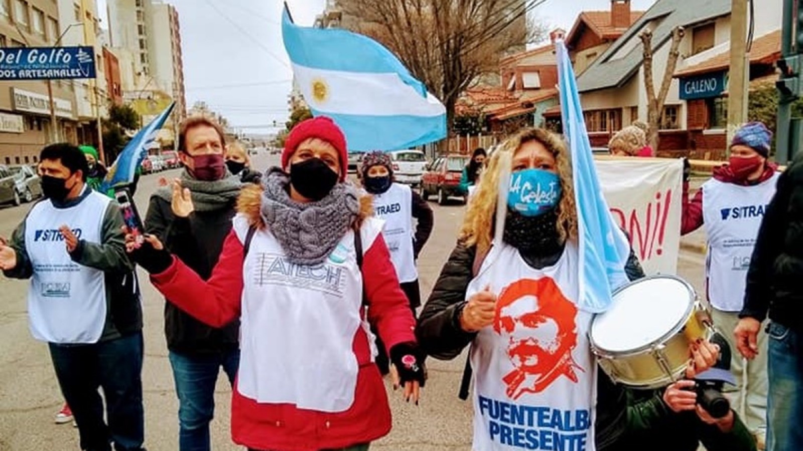 Docentes de Chubut anuncian paro por 48 horas y el Gobernador les pide “solidaridad” pese a 19 meses sin aumentos