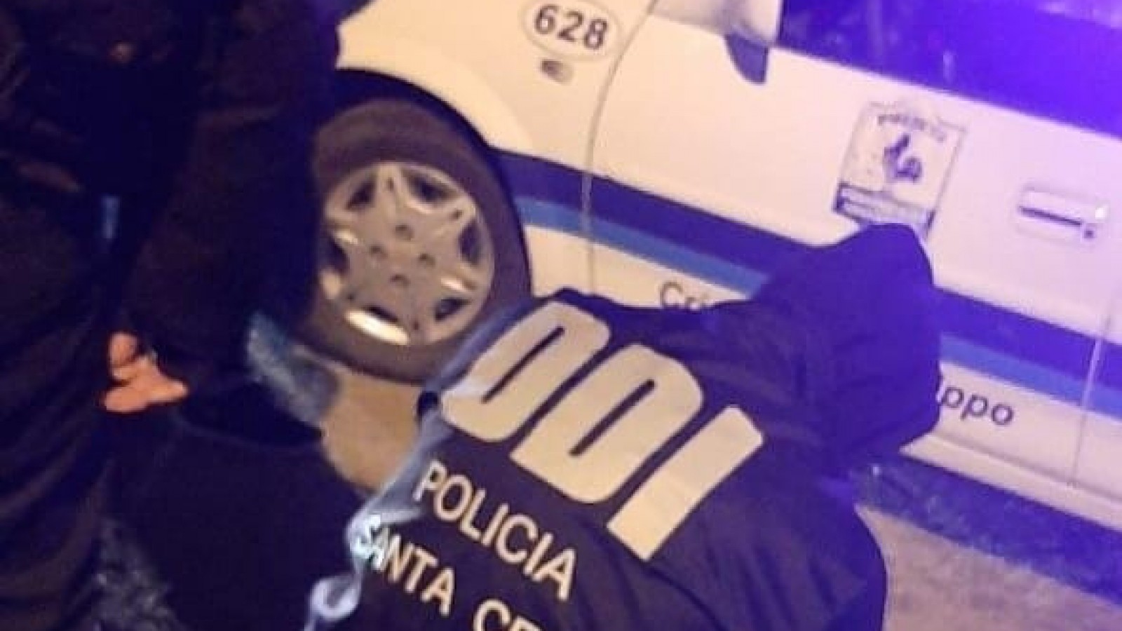 Detienen a un efectivo de la Policía de Santa Cruz denunciado por abuso sexual de una mujer