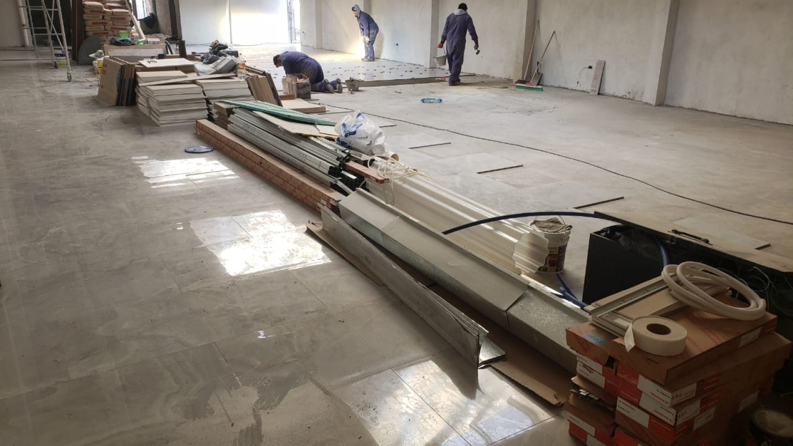 Avanza la obra del SUM de la Sede Jerárquica en Sarmiento