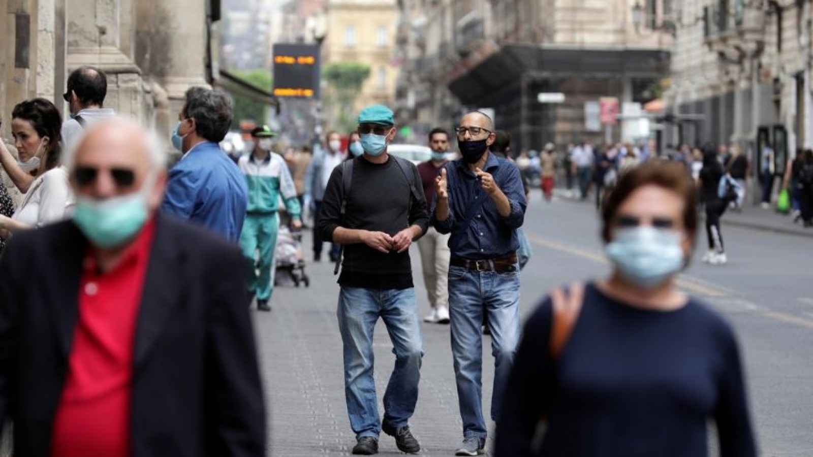 El CEO de Pfizer diagnosticó cuando volveremos a la normalidad