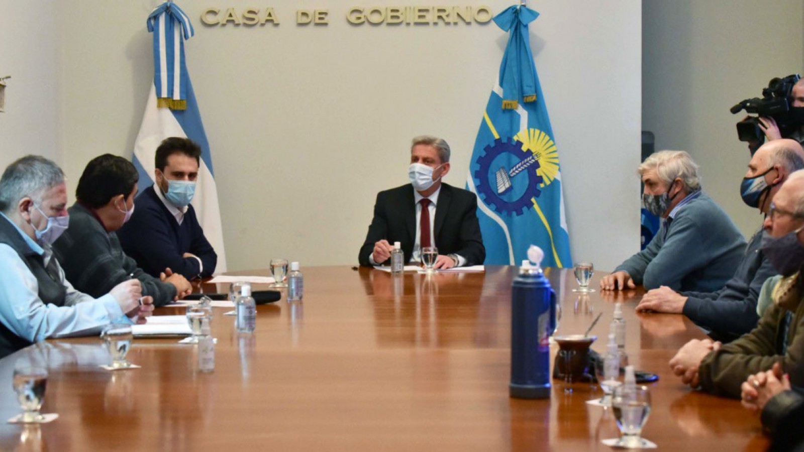 Chubut: Con los sindicatos de paro, el gobernador Arcioni avanzaría con aumentos por decreto