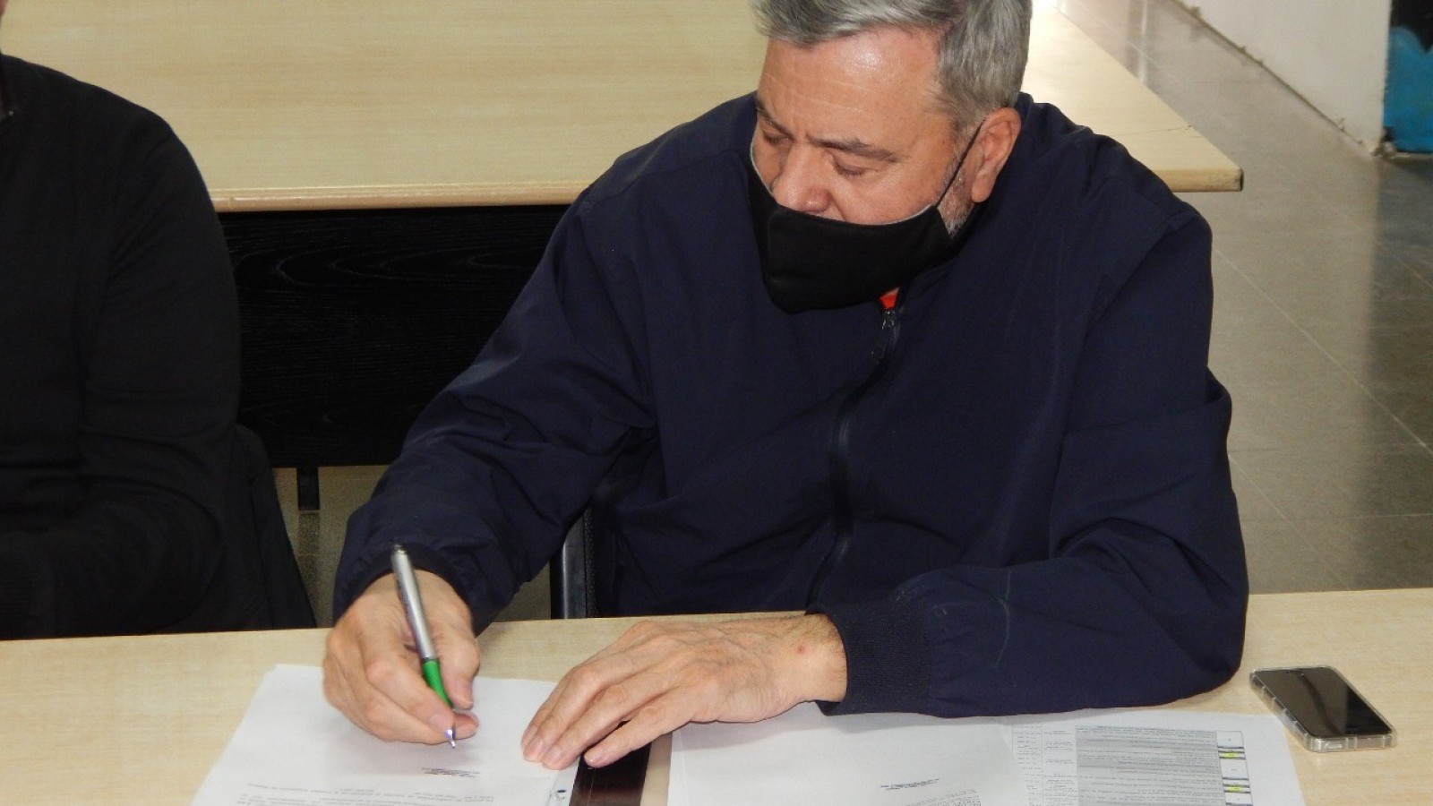 Maimó articula con Nación importante aporte para fomentar la labor del Jardín Maternal “Ermelinda Fierro” de Pico Truncado