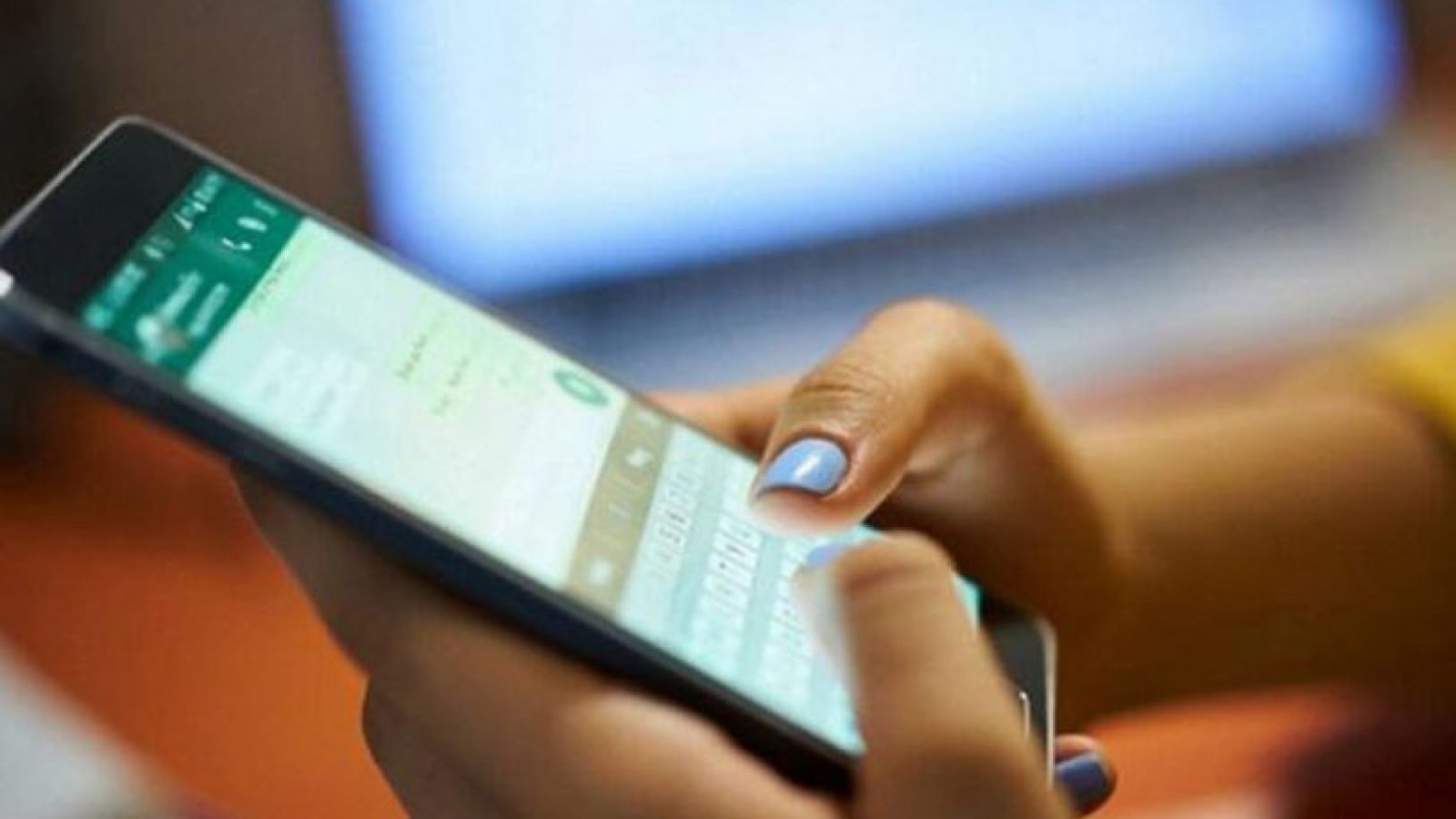 Cómo bloquear a un contacto de WhatsApp para que no pueda escribir en un grupo