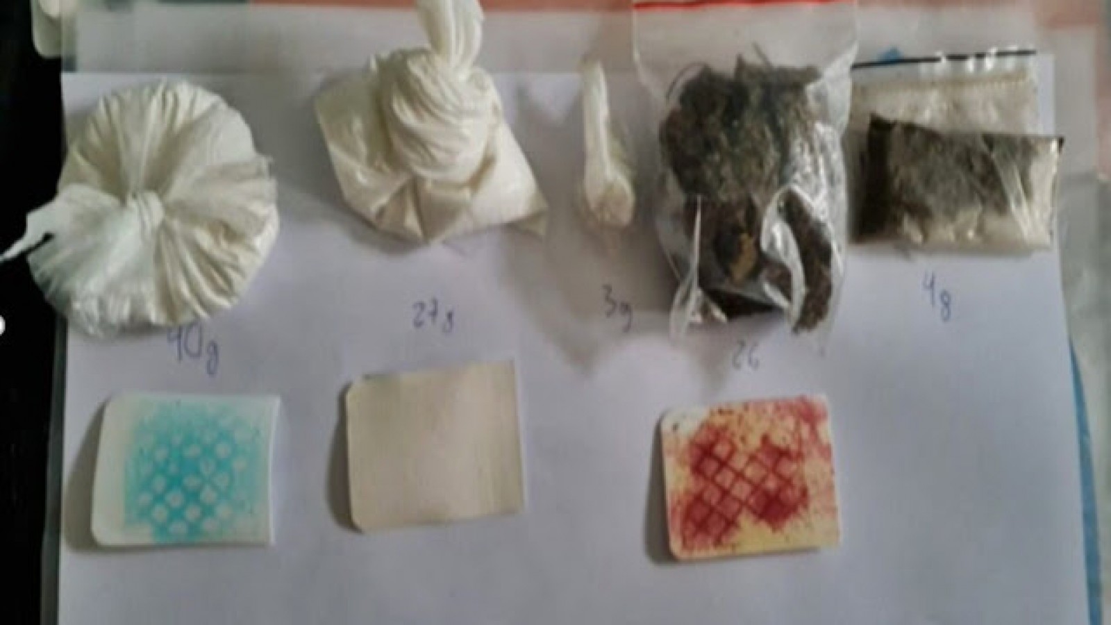 Tres hermanos detenidos por venta de drogas