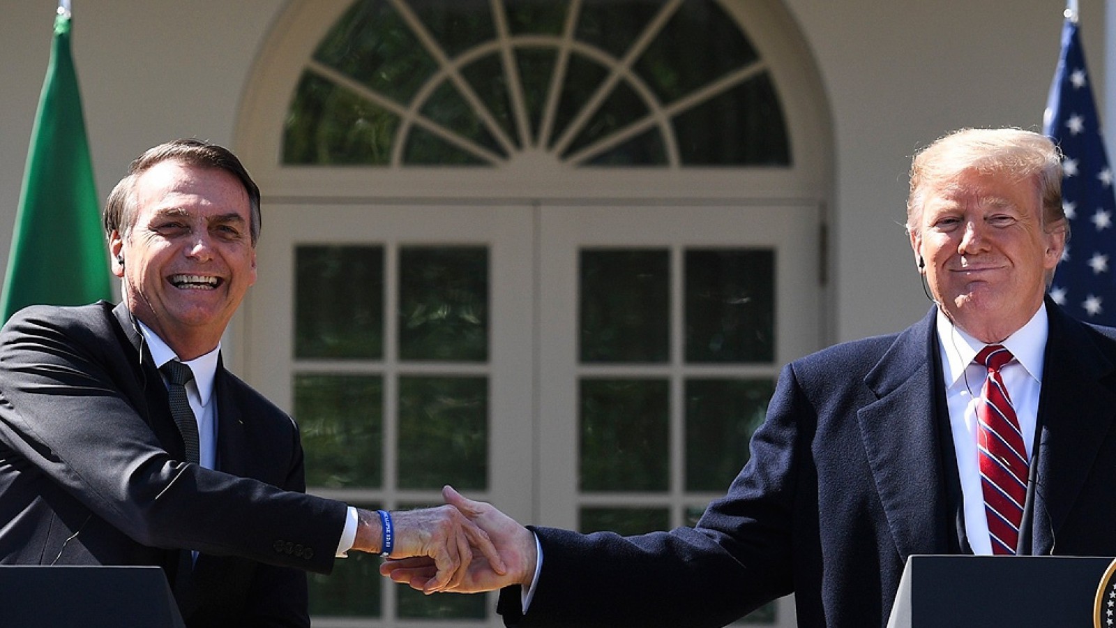 Trump respaldó a Bolsonaro después de que el Senado lo acusó por la gestión de la pandemia