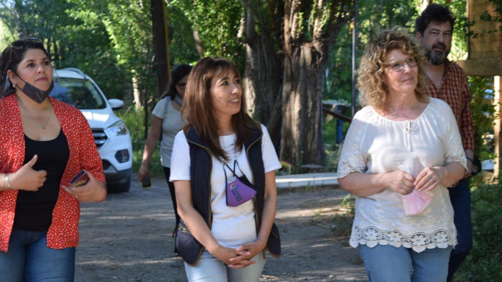 Reyes y Mestelan en Gobernador Gregores: "Debemos trabajar por el compre local para incentivar la producción"